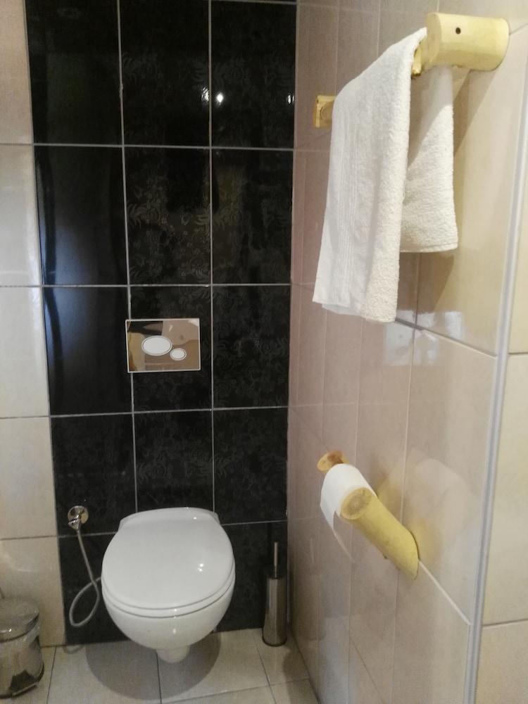 Otel Wood House Antalya Buitenkant foto