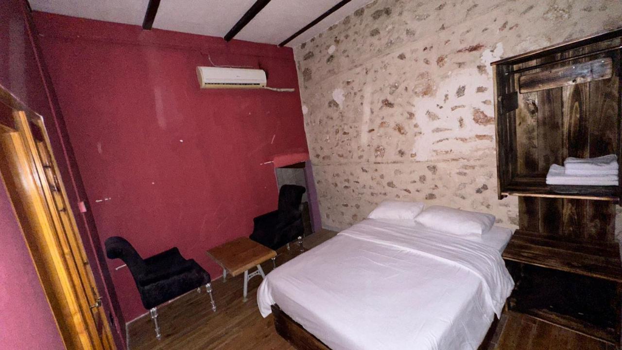 Otel Wood House Antalya Buitenkant foto