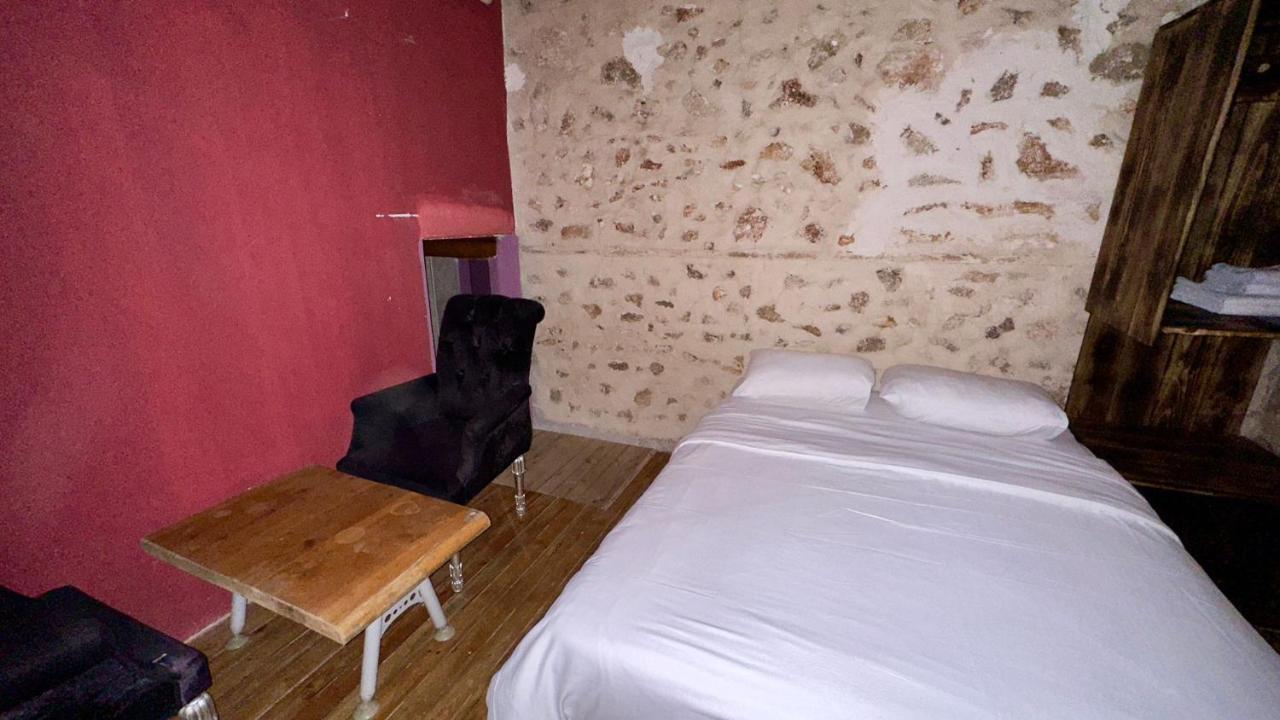 Otel Wood House Antalya Buitenkant foto