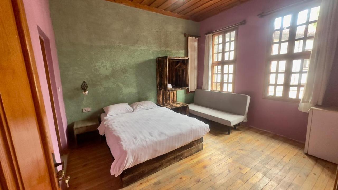 Otel Wood House Antalya Buitenkant foto