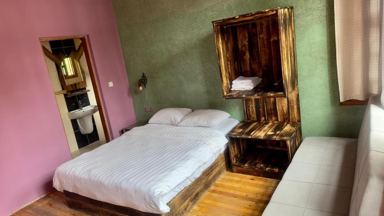 Otel Wood House Antalya Buitenkant foto