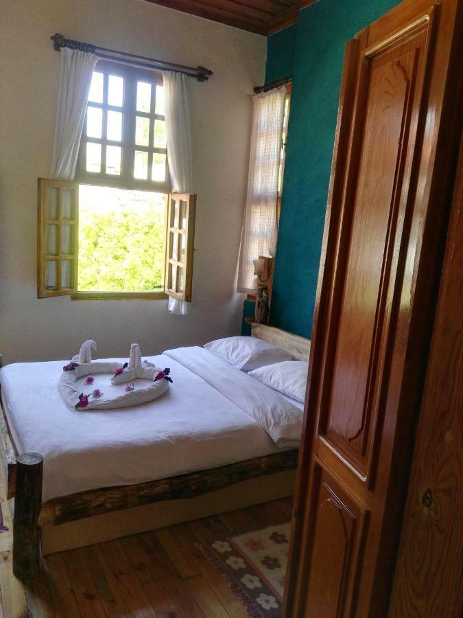 Otel Wood House Antalya Buitenkant foto