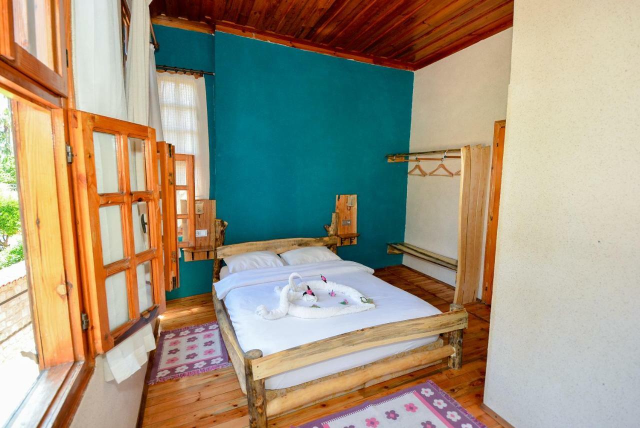 Otel Wood House Antalya Buitenkant foto