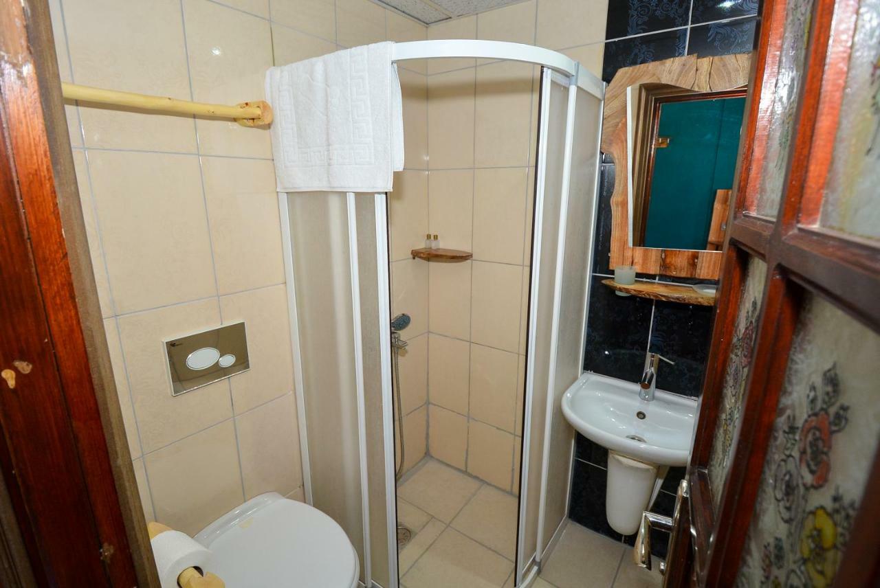 Otel Wood House Antalya Buitenkant foto